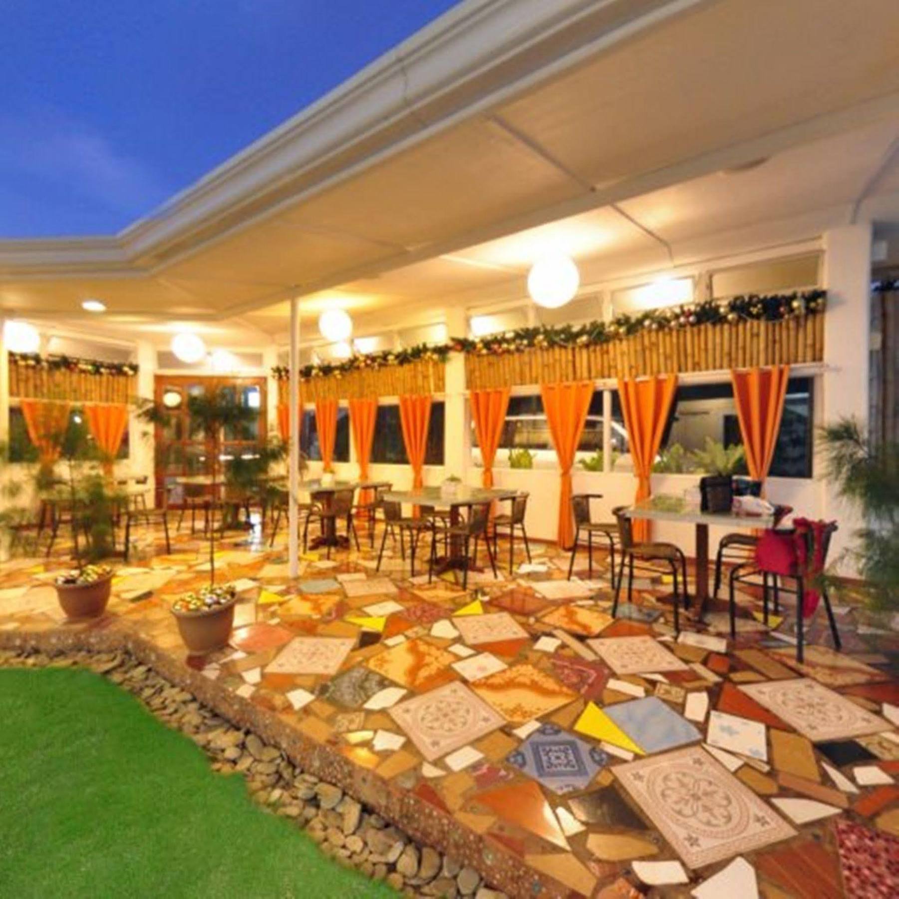House Of Big Brother Palawan Puerto Princesa Exterior photo
